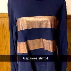Gap sweatshirt XL used
